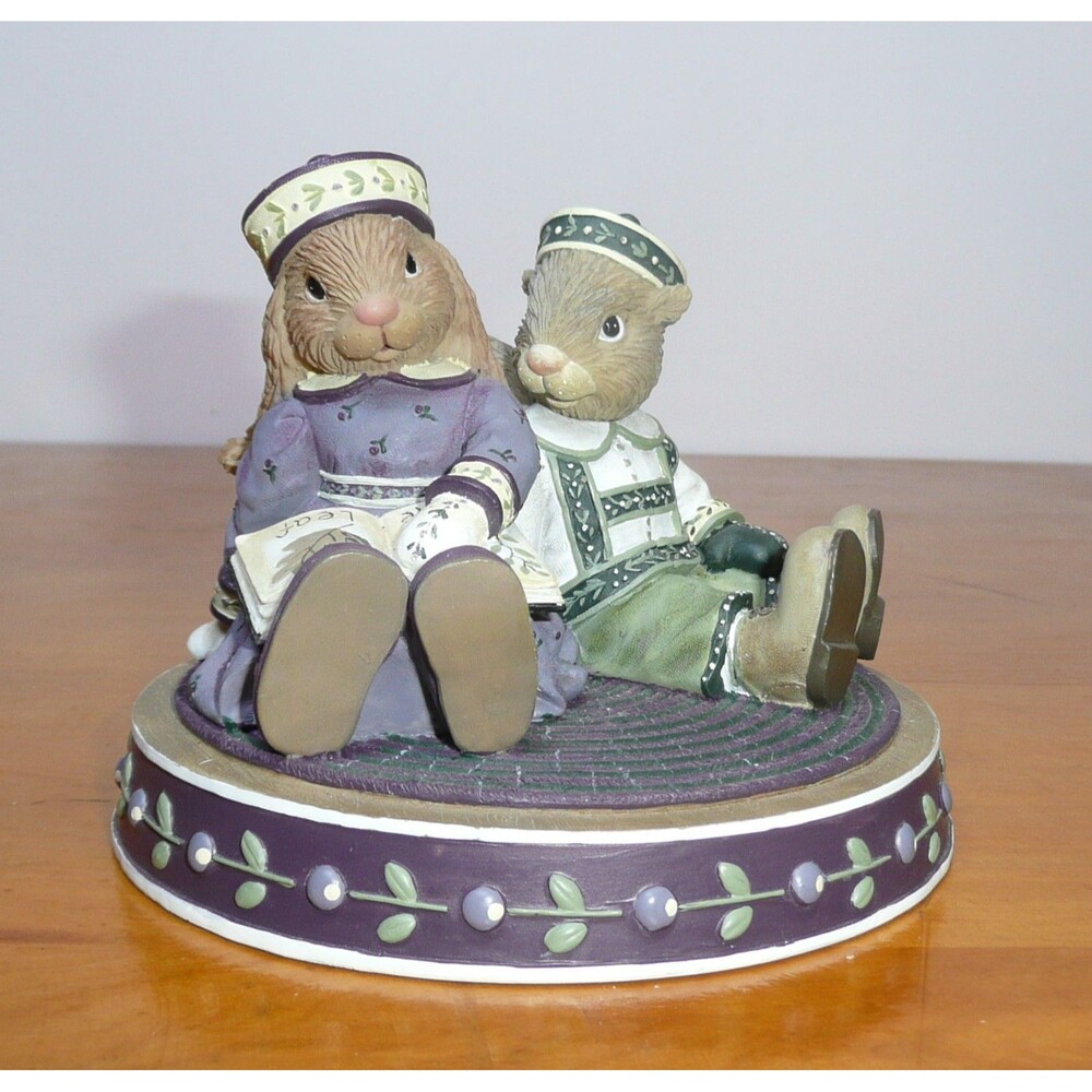 Demdaco Woodsong Together Figurine 2002 Rabbit Squirrel Bunny Reading Cute